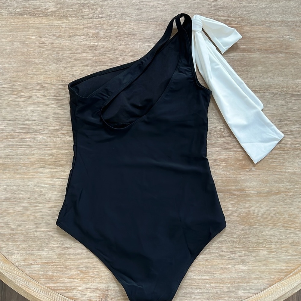 Women’s One Shoulder Swimsuit, black with white shoulder tie. Size L, NWOT - Picture 5 of 11